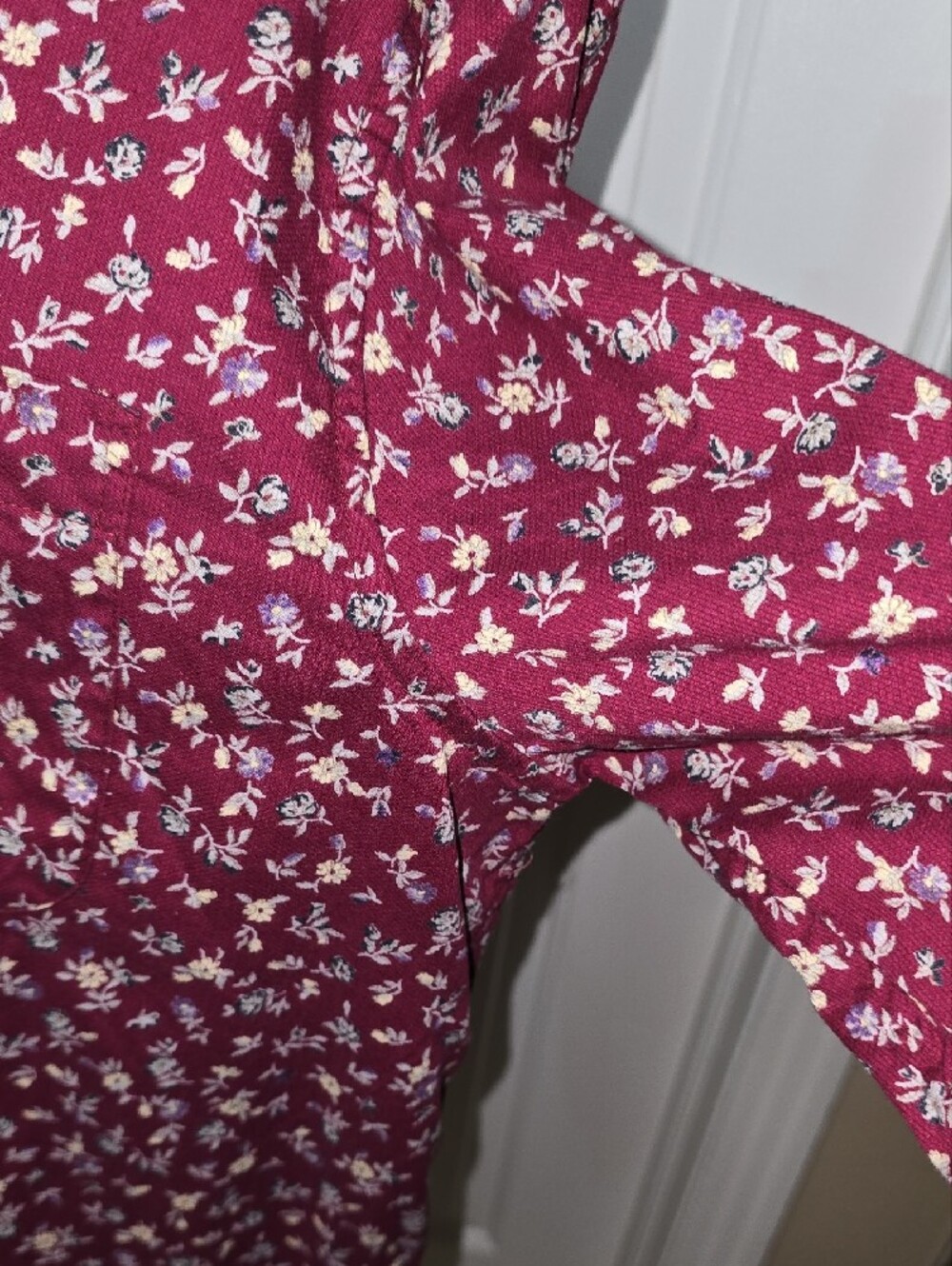 Dress Barn Classic Button-Up Shirt in Burgundy Floral Size 18W-20W - Picture 13 of 14